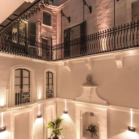 Domus Zamittello فندق