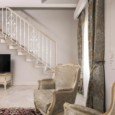 מלון Domus Zamittello 4*