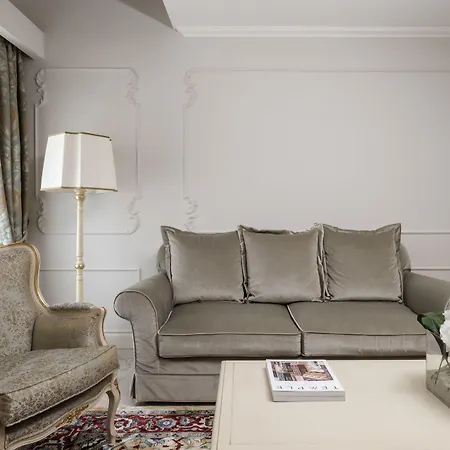 Domus Zamittello فندق 4*